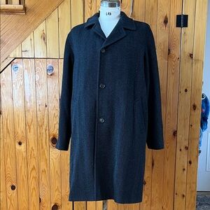 Mezzrow Wool Tweed Vintage Overcoat Jacket Herringbone Tweed